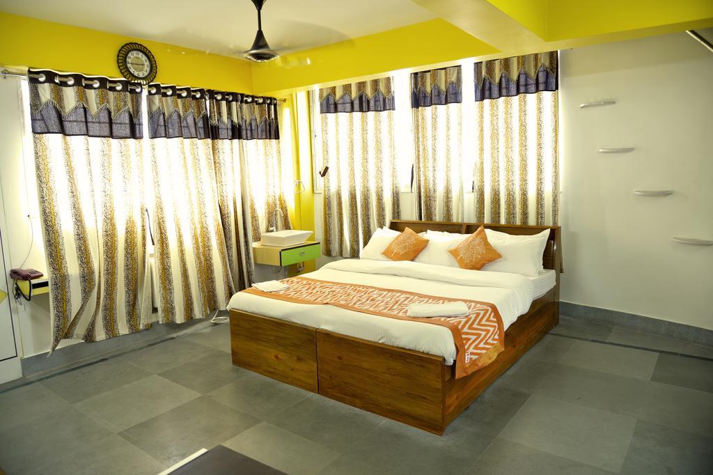 Hotel Ghosh Villa Guest House Kolkata