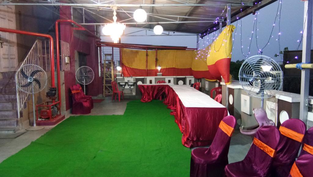 Ghosh Villa Guest House Kolkata